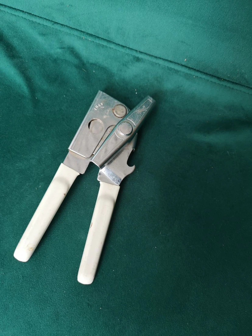 Manual Can Opener with White Handles - photo 2