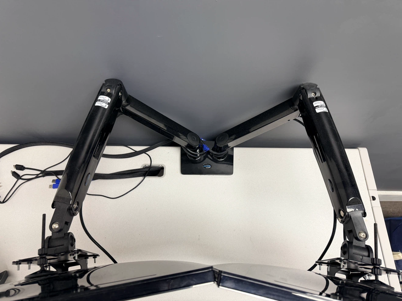 Dell 24” Dual Monitor with Desk Mount Stand - photo 2
