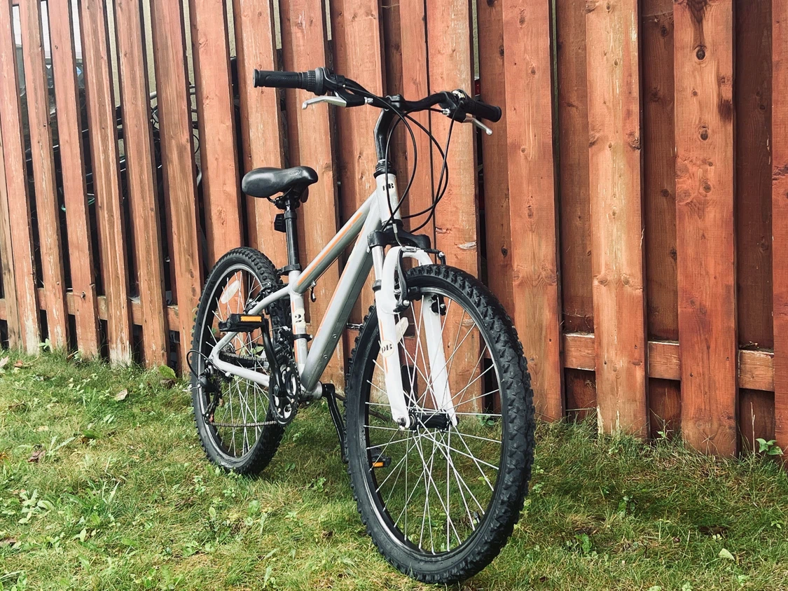 24" Diamondback Octane Kids Mountain Bike – Project / As-Is - photo 3
