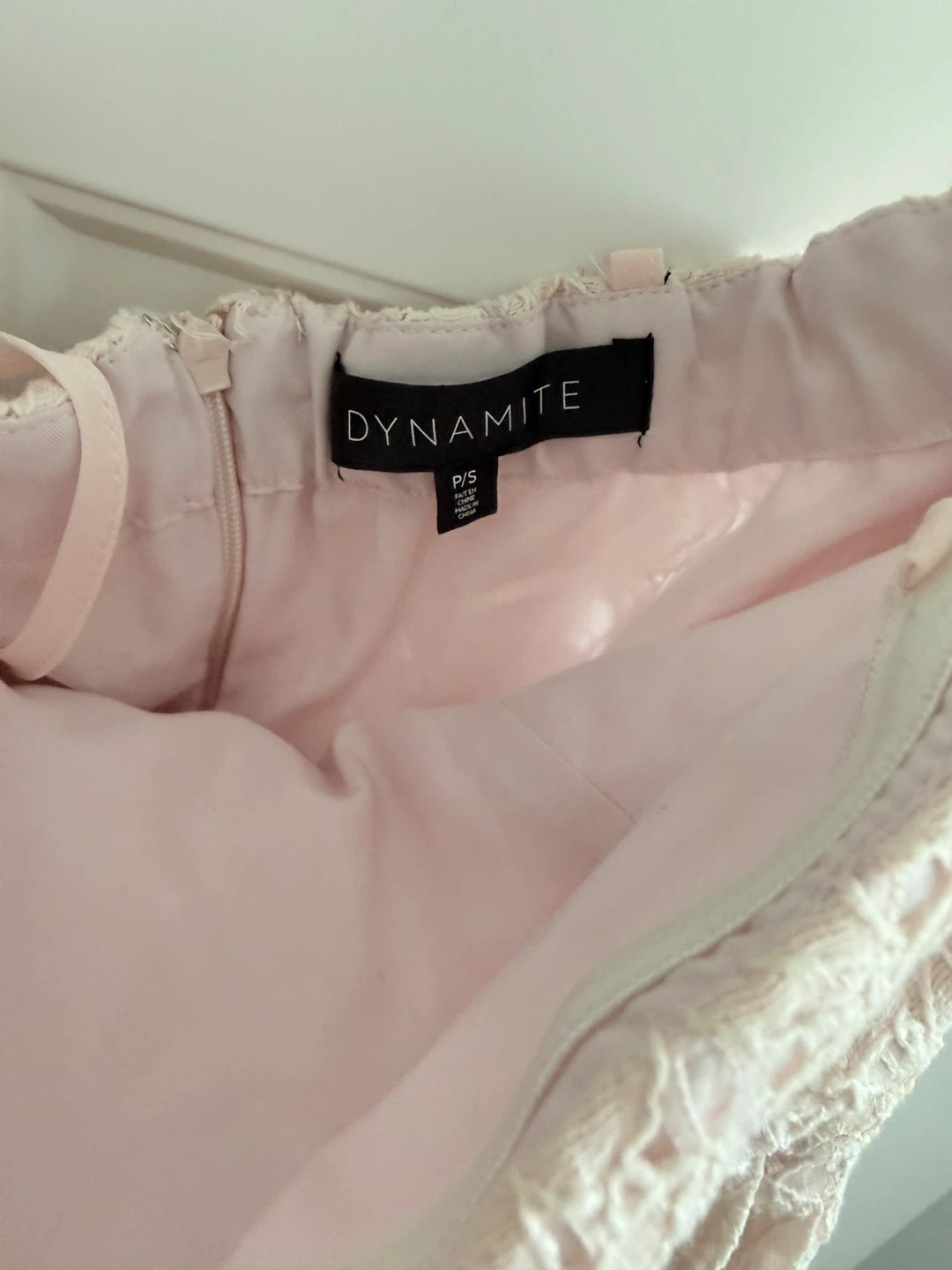 Dynamite Pink Lace Strapless Dress - photo 2