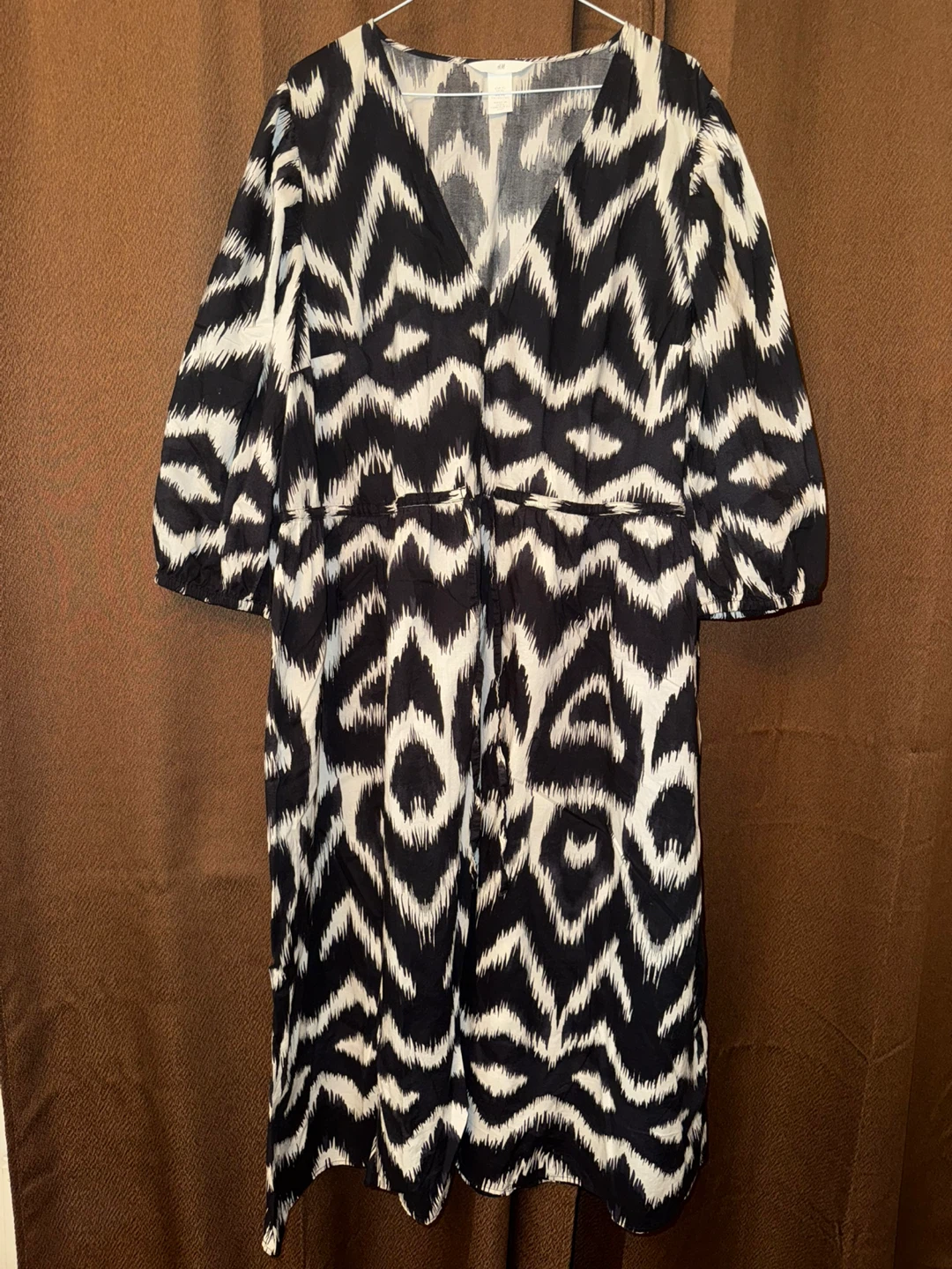 H&M Black and White Patterned Dress