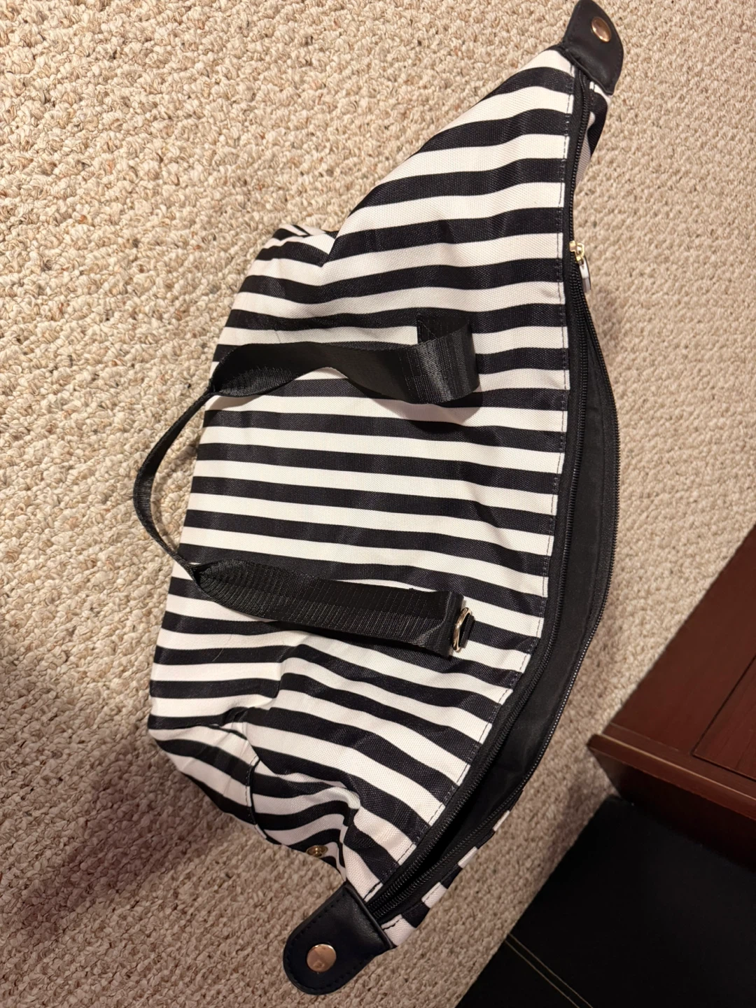 Alice + Olivia Black and White Striped Duffle Bag - photo 2