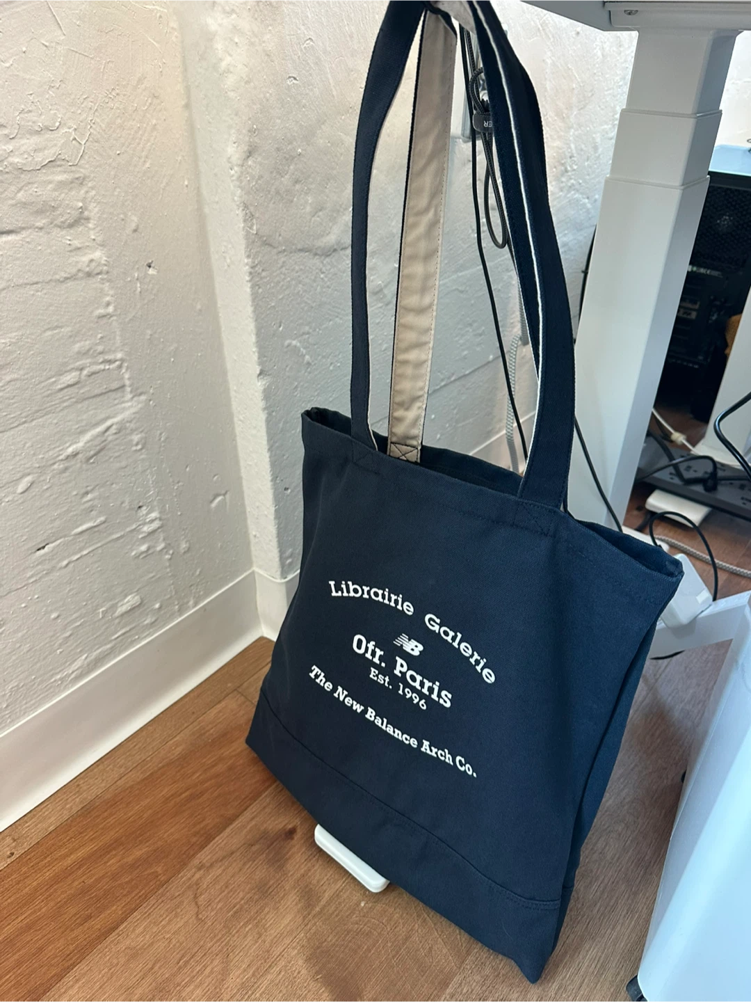 New Balance Ofr. Paris Canvas Tote Bag - photo 2