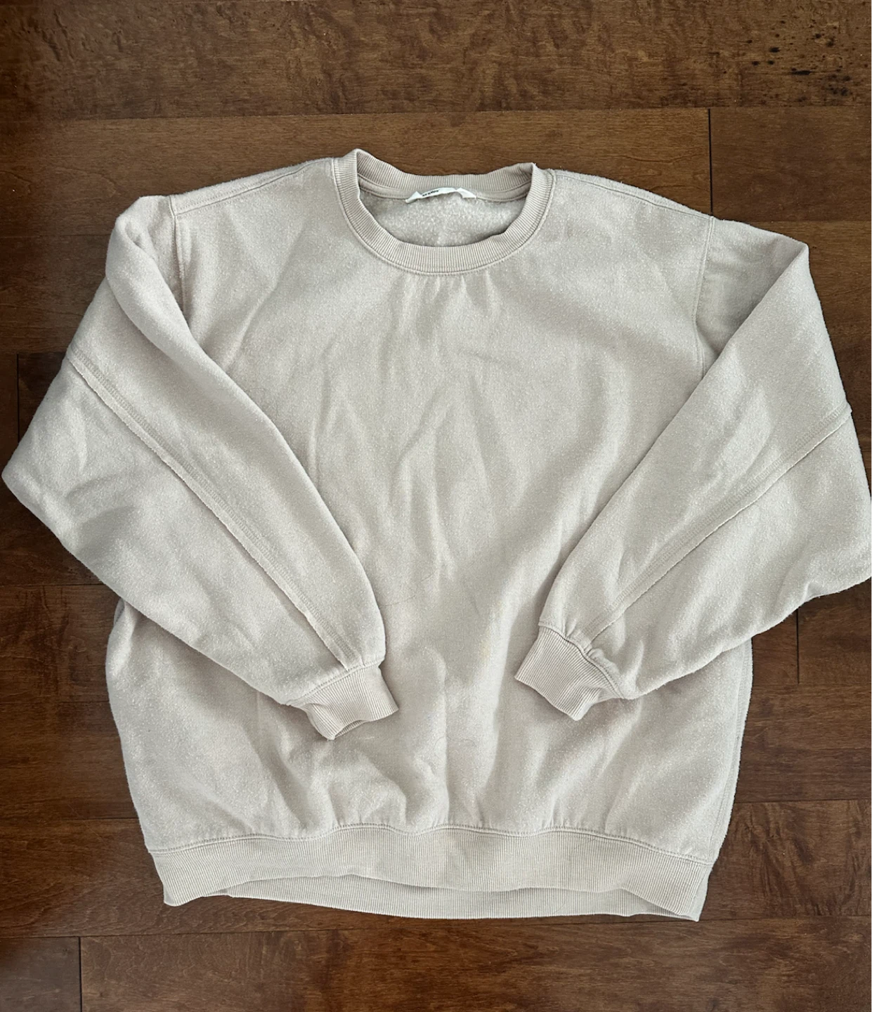 Sweatshirt