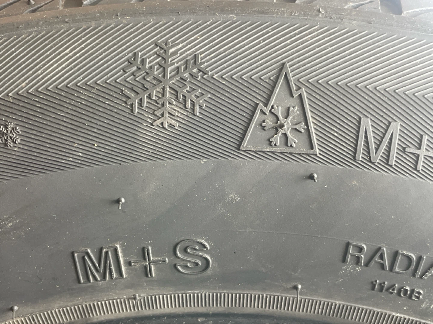 Winter-Maxx 195/65R15 Winter Tire x4 - photo 5