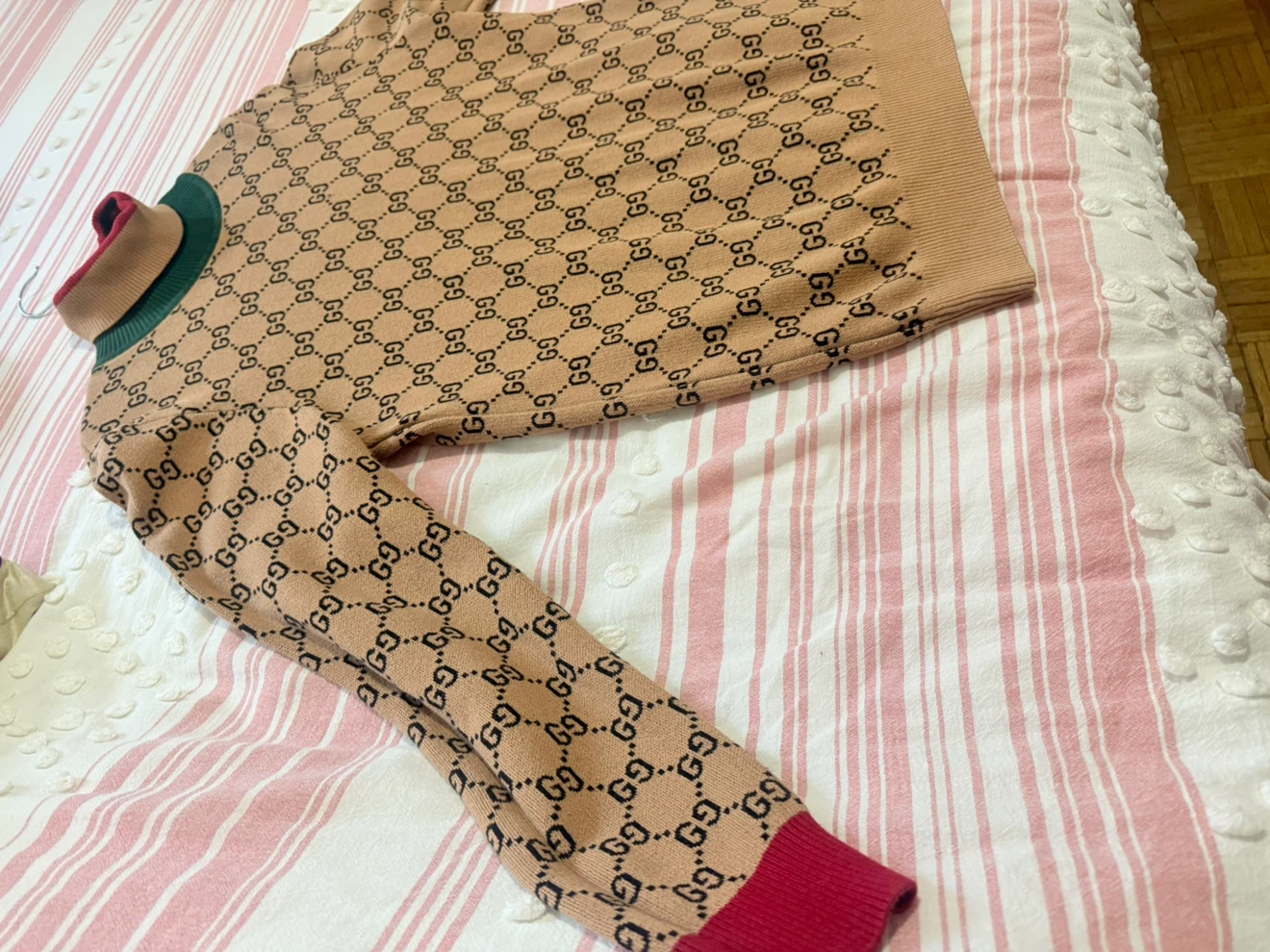 Gucci Monogram Mock Neck Sweater size M - photo 2