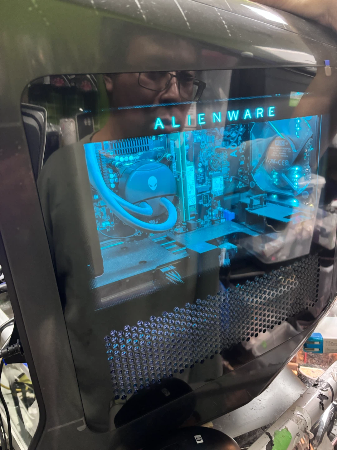 Alienware Aurora R15 Desktop - i7-13700KF, RTX 4070
