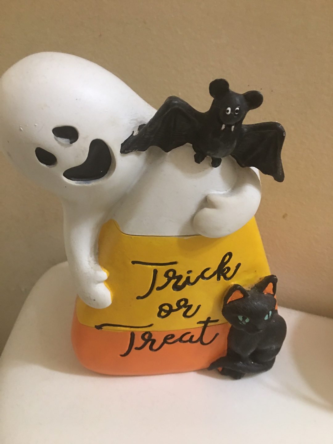 Halloween Themed Decorative Items - photo 2