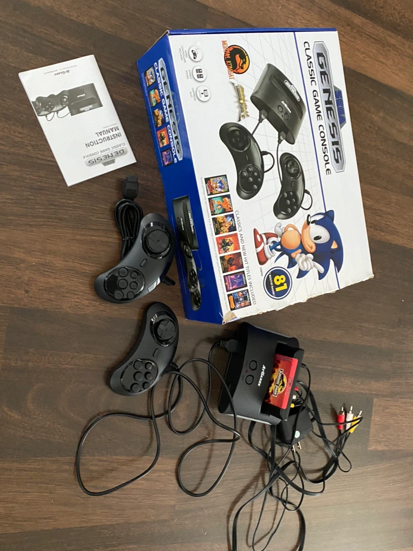 Sega Genesis Classic Game Console +81 games
