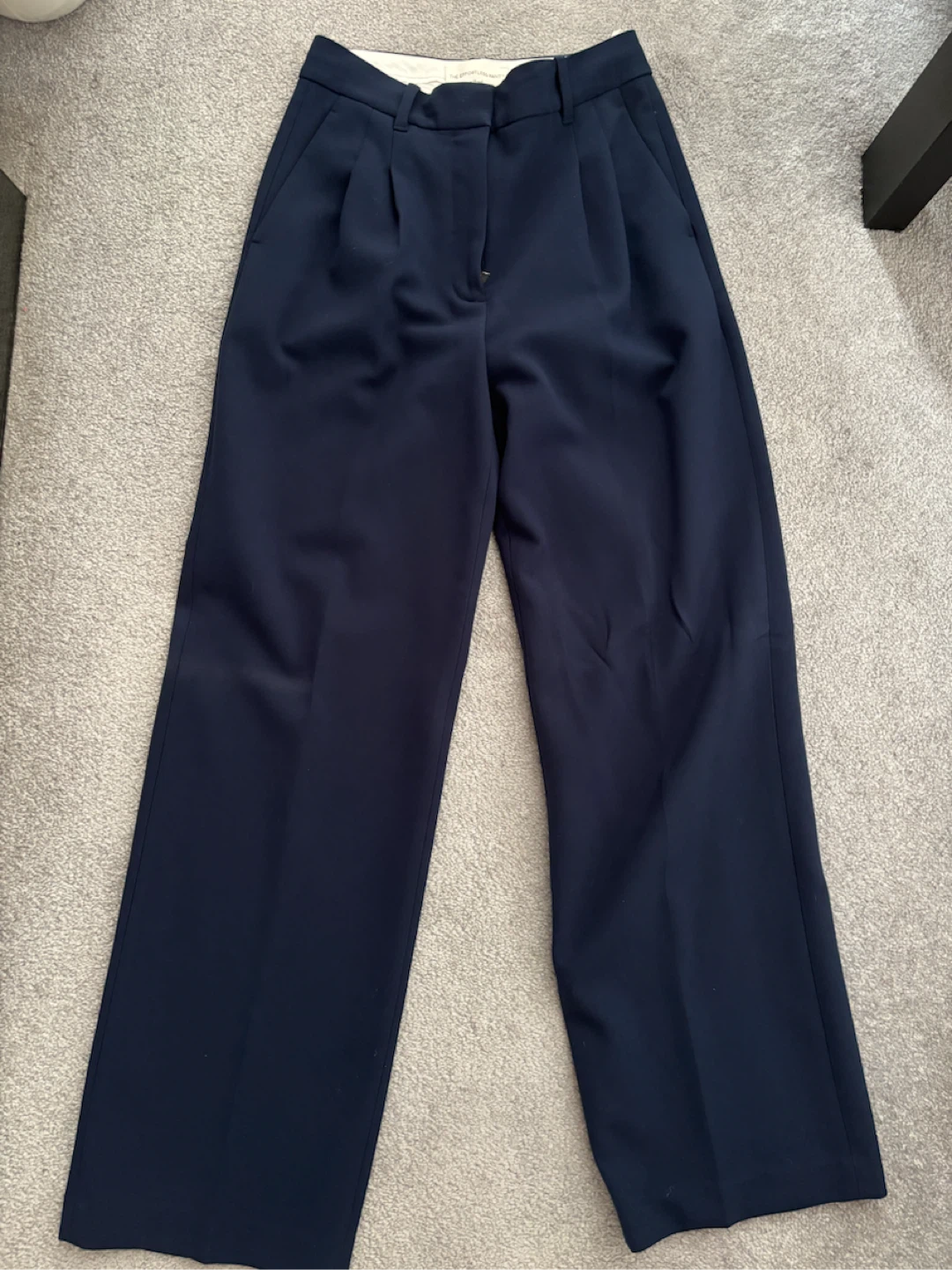 Aritzia Effortless Pant Navy