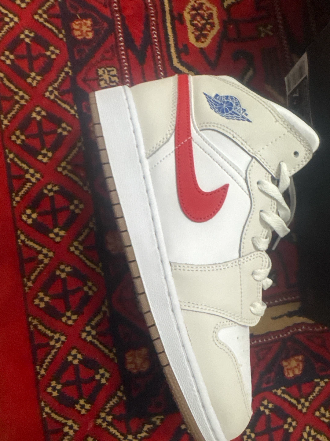 Air Jordan 1 Mid SE Sneakers - Size 7Y - photo 2