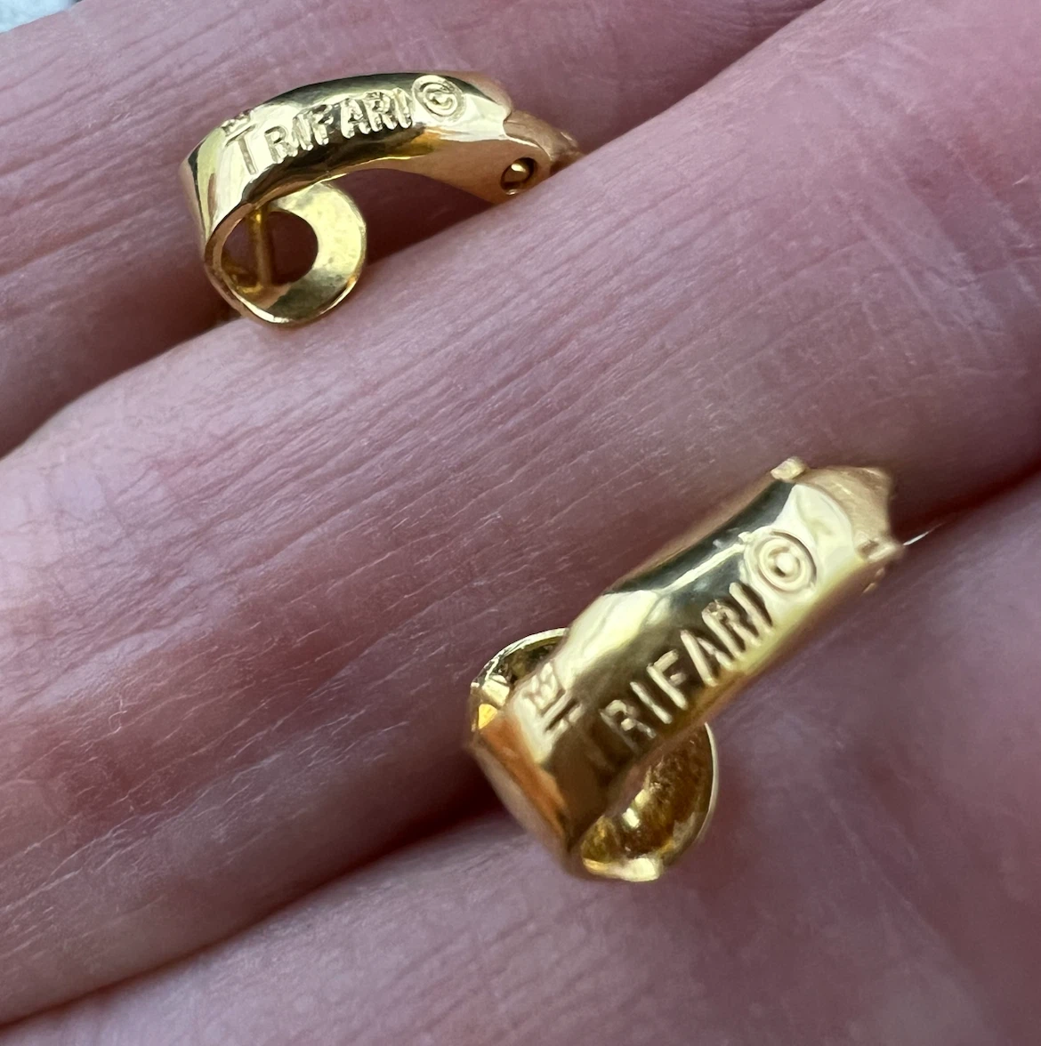 Vintage Trifari Gold-Tone Ball Drop Earrings - photo 5
