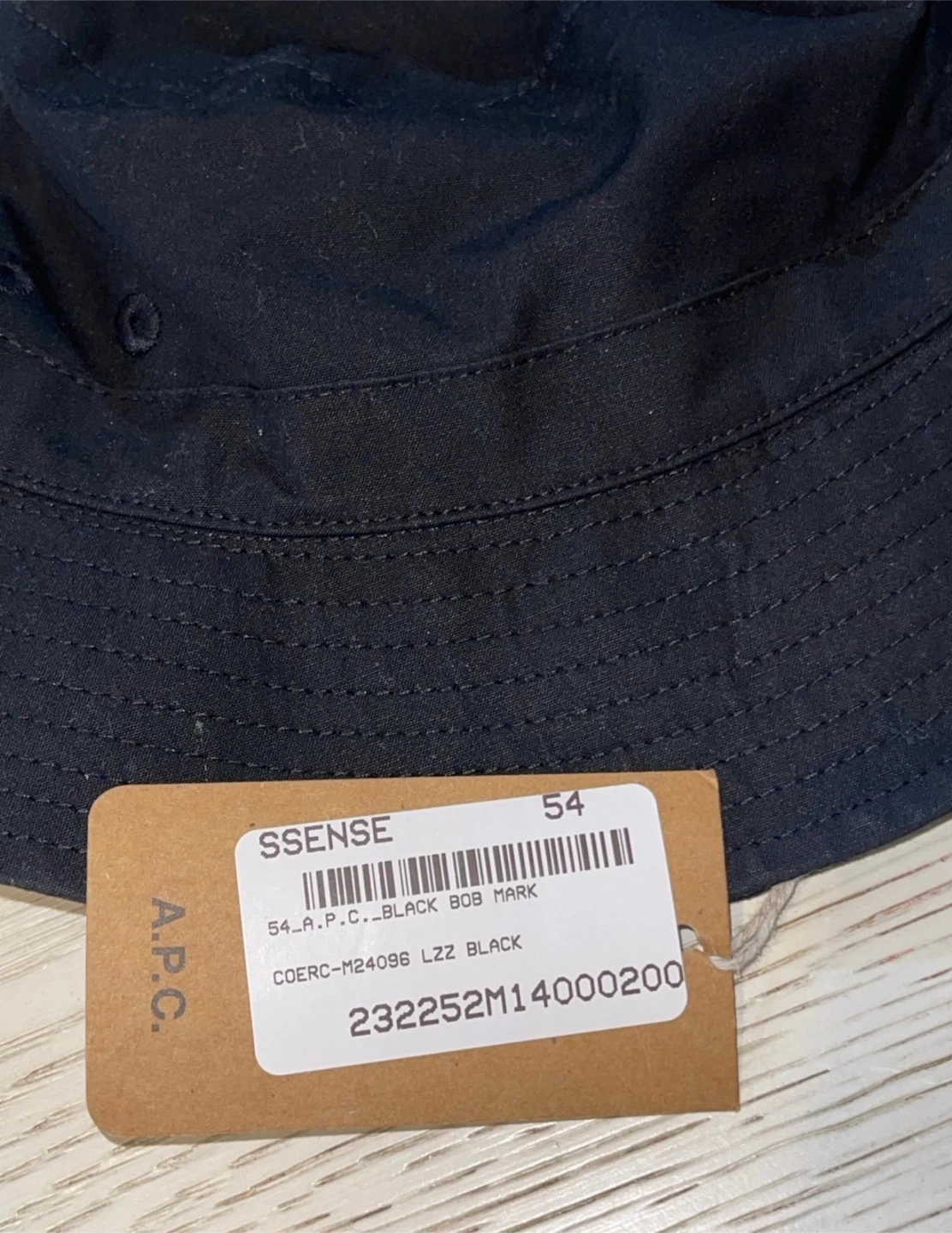 A.P.C. Black Bob Mark Bucket Hat - photo 4