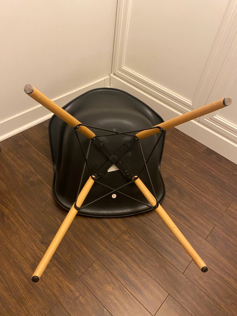 2 chairs - DHP Mid Century Modern Chair - Black