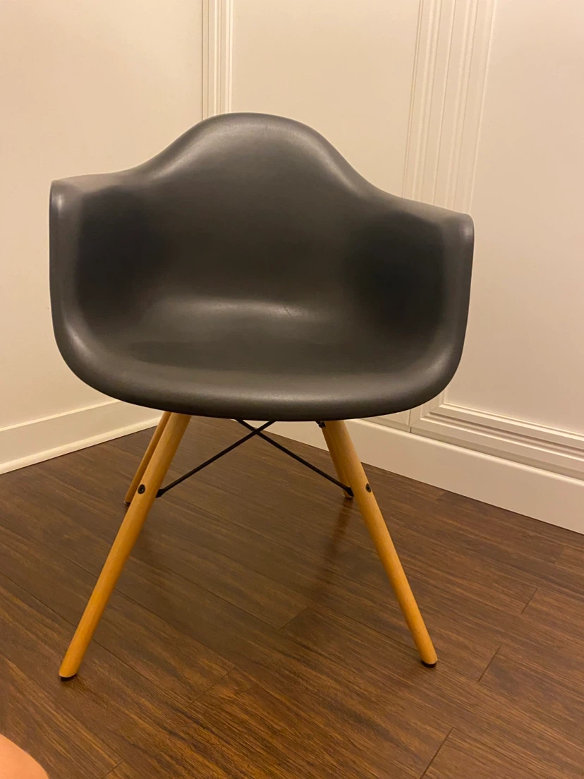 2 chairs - DHP Mid Century Modern Chair - Black - photo 3