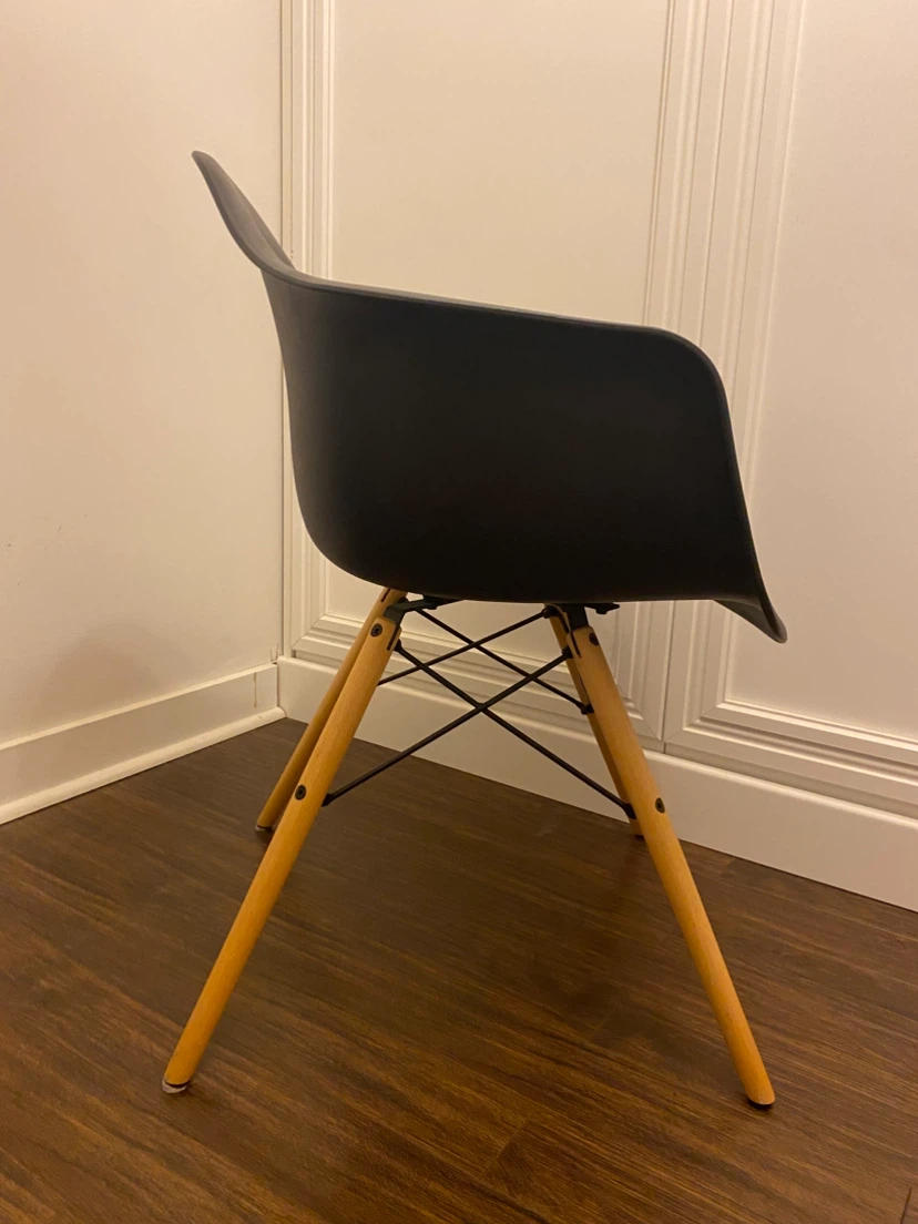 2 chairs - DHP Mid Century Modern Chair - Black - photo 4