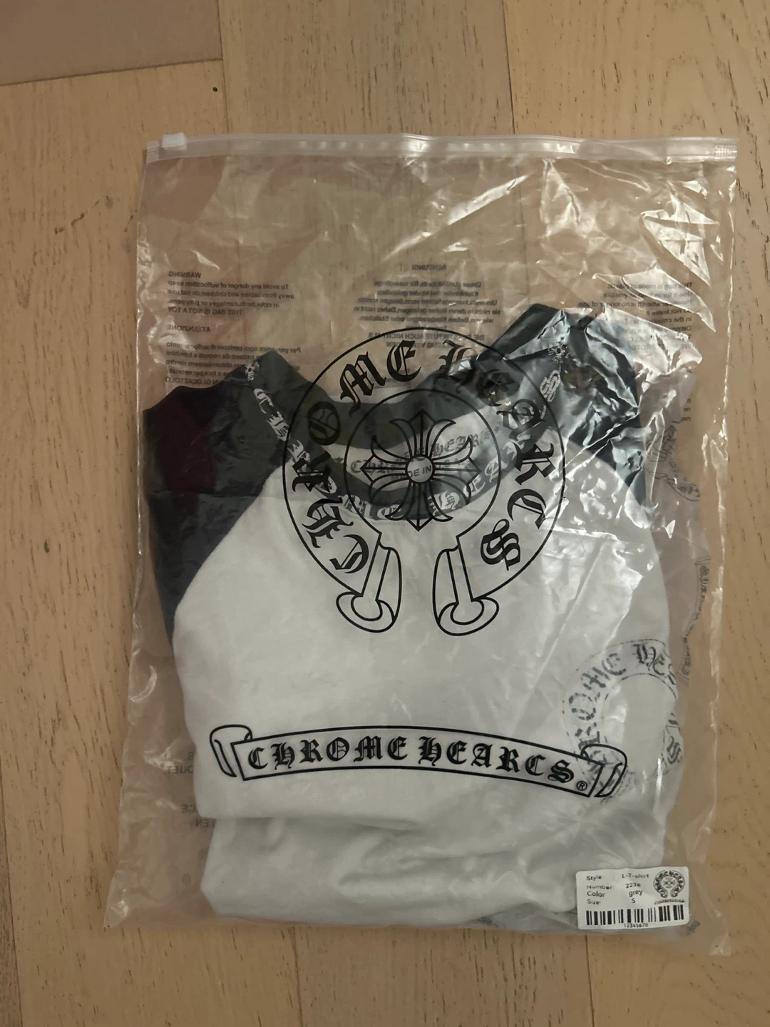 Small Chrome Hearts Long Sleeve T-Shirt - photo 5