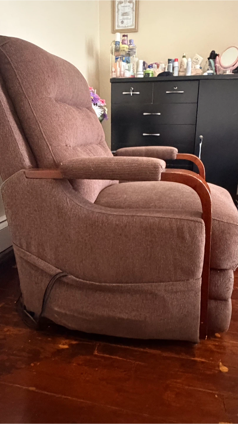 Power Recliner Chair - photo 2