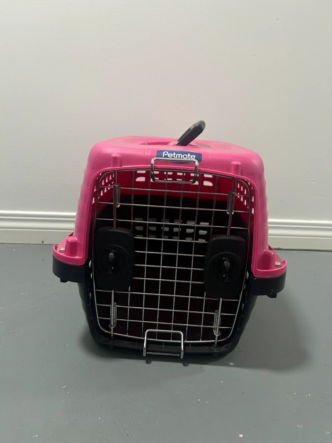 Petmate Pink and Black Dog/Cat Carrier - photo 2