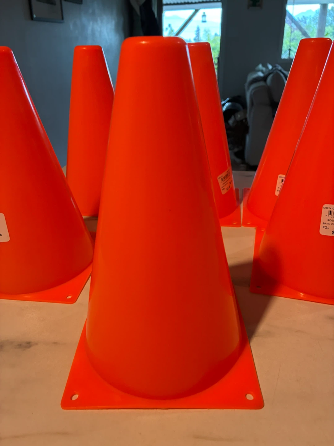 MOVING SALE: set of 6 mini orange plastic cones - photo 3