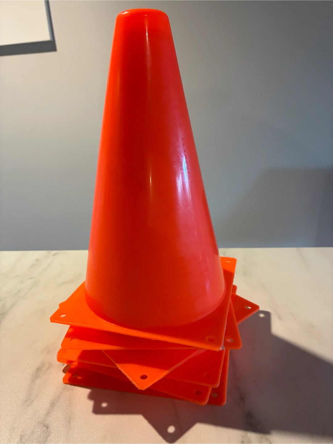 MOVING SALE: set of 6 mini orange plastic cones - photo 4