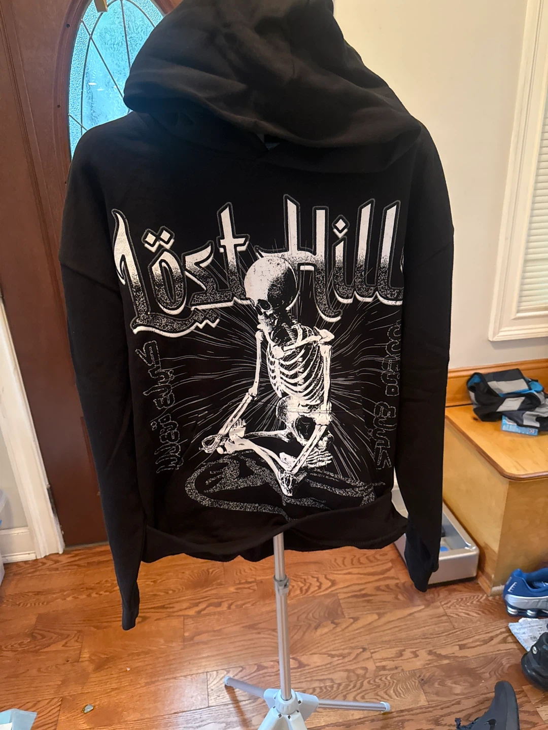 Lost Hill Skeleton Graphic Hoodie XL