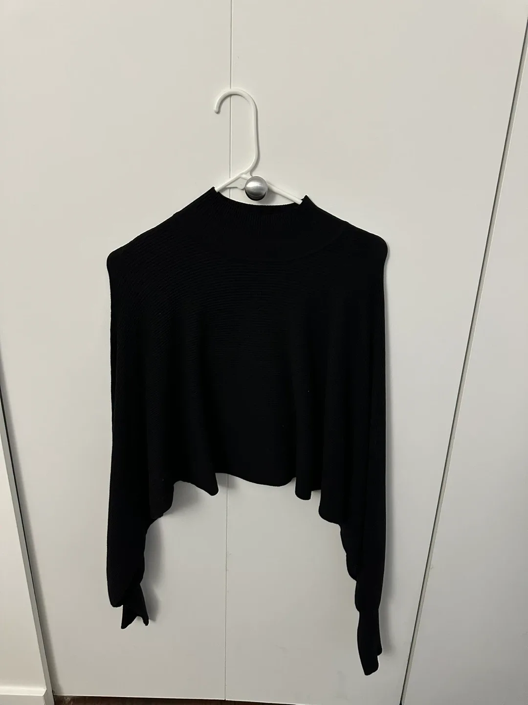 Black Cropped Mock Neck Knit Sweater small - photo 2