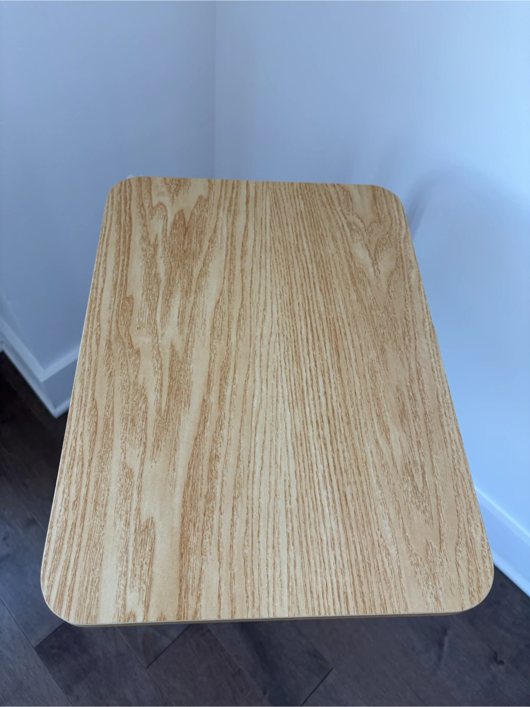 C-Shaped Side Table with Wheels - photo 2