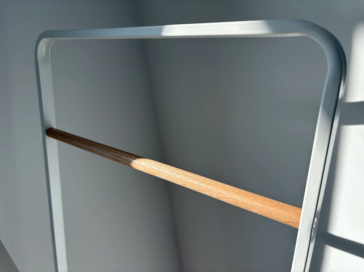 Clothes rack - photo 2