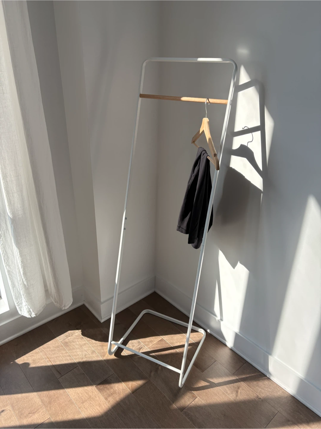Clothes rack - photo 4