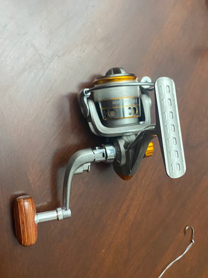 Spinning Fishing Reel 1000 Series - photo 3