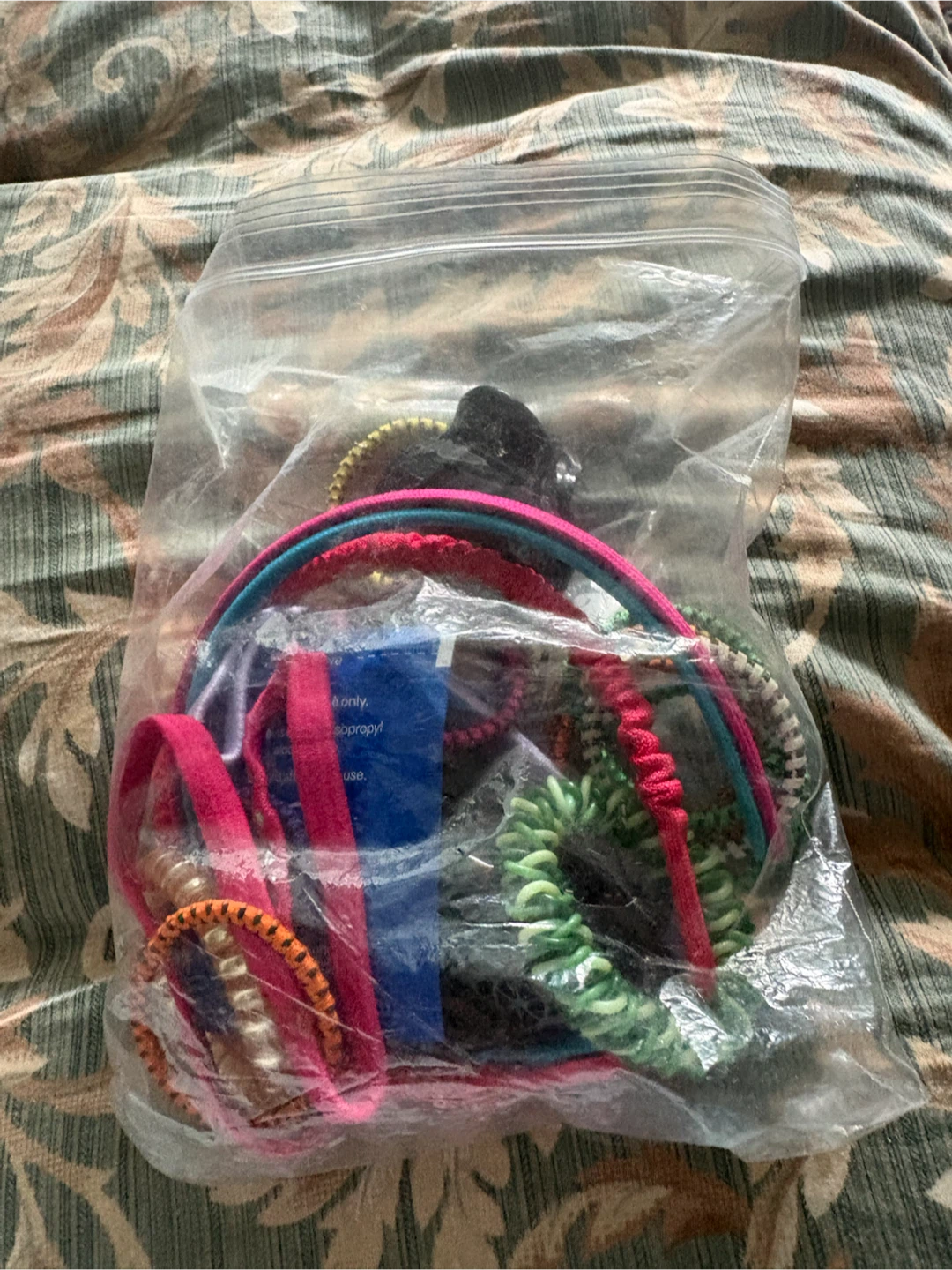 Assorted Hair Accessories and Ties & hair clip - photo 3