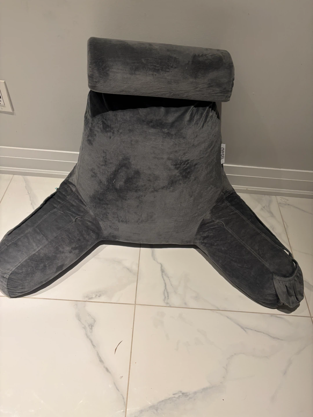 Nestl Reading Pillow