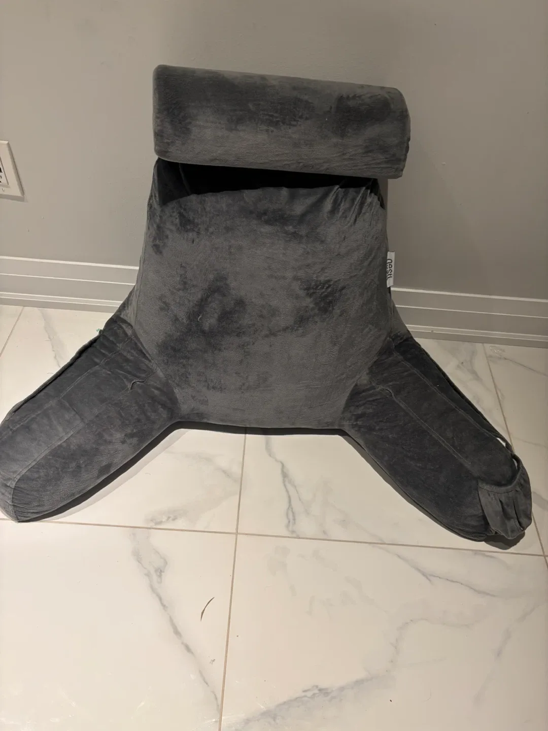 Nestl Reading Pillow