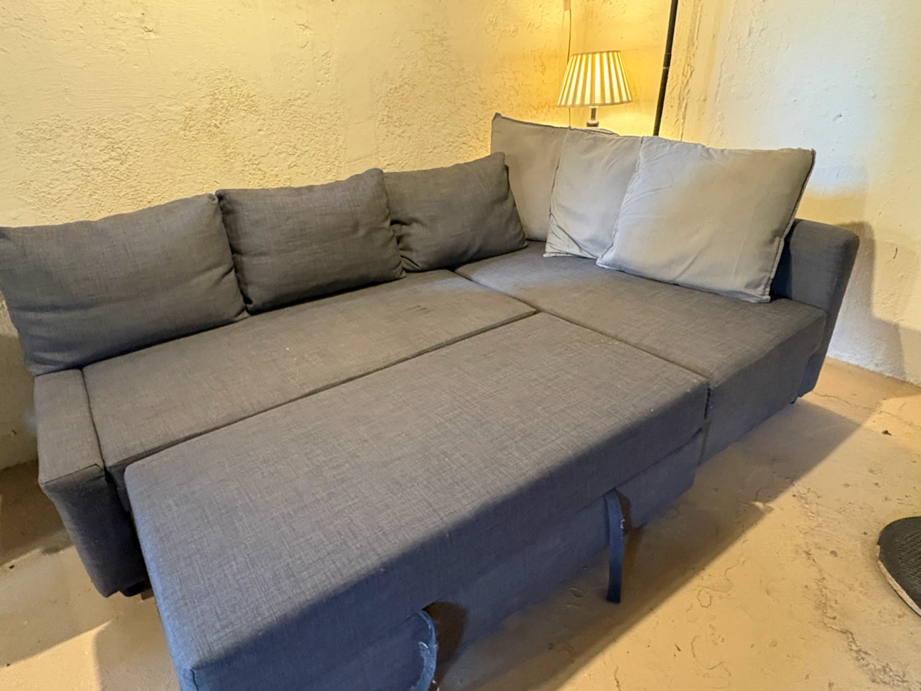 Gray Sectional Sofa with Pull-Out Bed