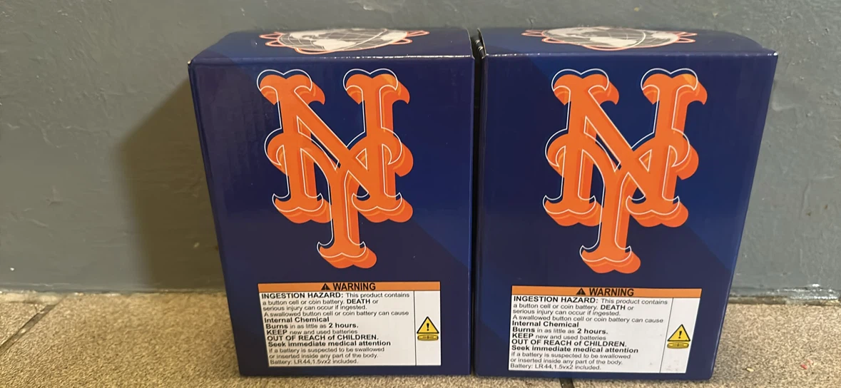 Mr. Met Unisphere bobblehead - photo 2
