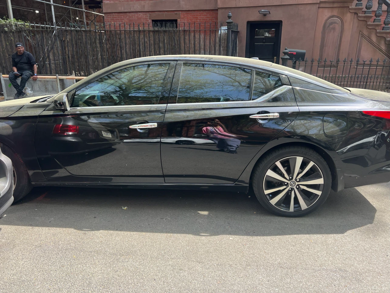 Nissan Altima Platinum AWD Sedan - photo 4