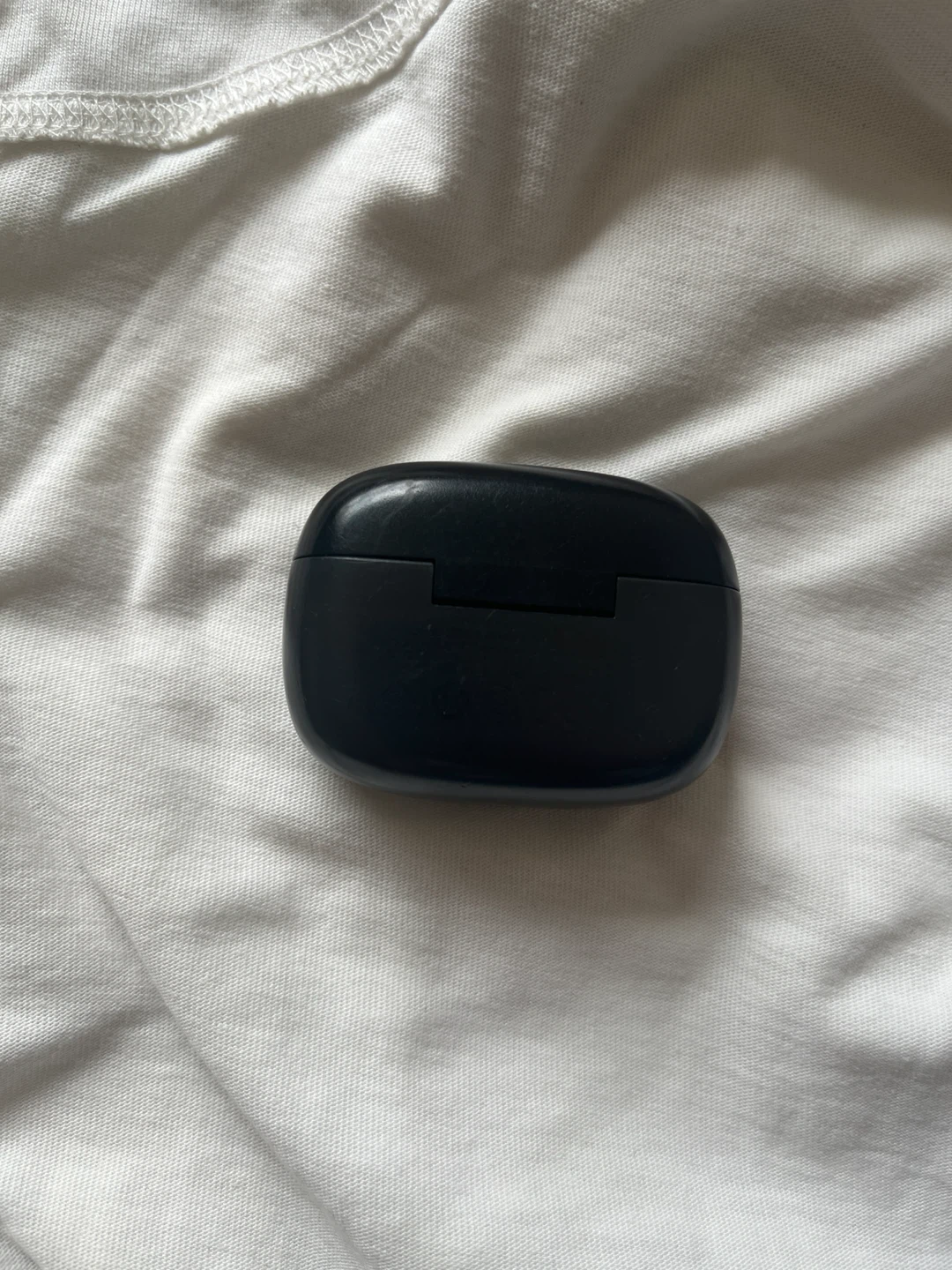 JBL Wireless Earbuds with Charging Case - photo 3