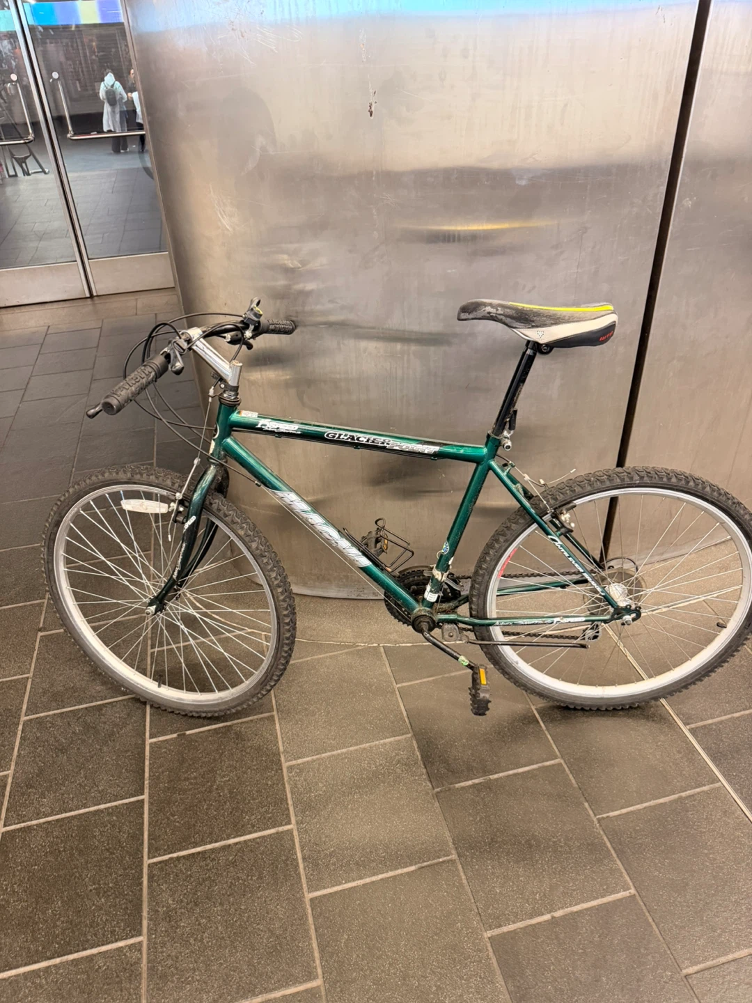 Magna Glacier Point Mountain Bike
