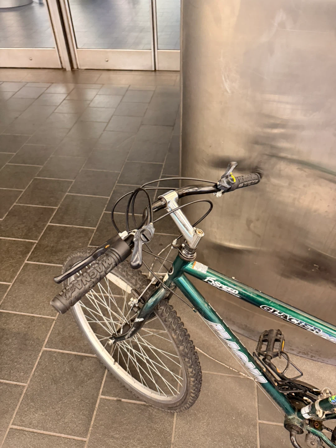 Magna Glacier Point Mountain Bike - photo 2