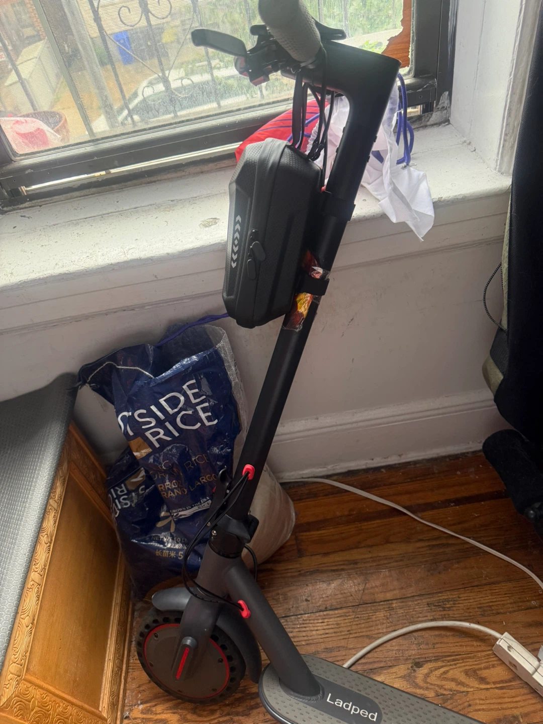 Electric Scooter - photo 2