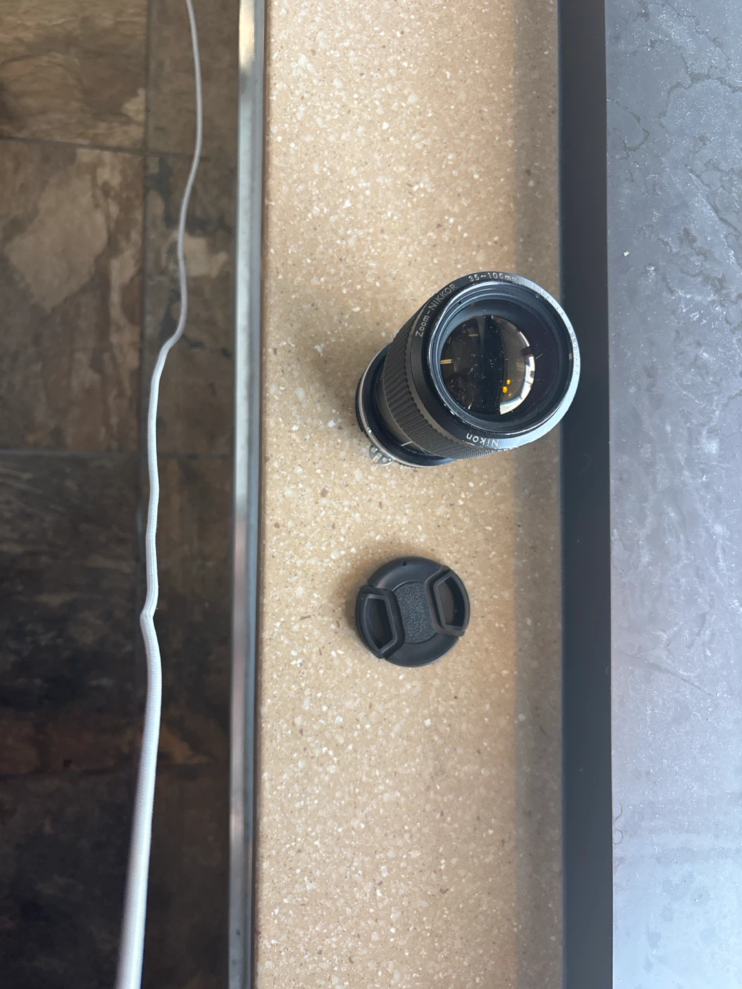 Nikon Zoom-Nikkor 35-105mm f/3.5-4.5 Lens - photo 2