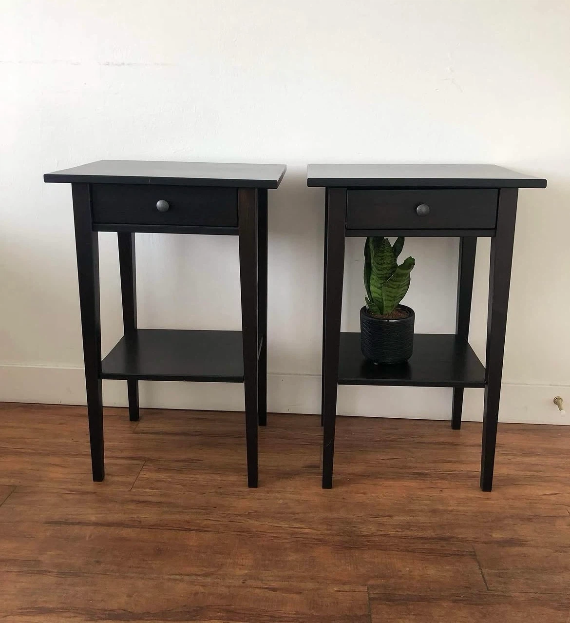 Set of two black side tables - photo 2