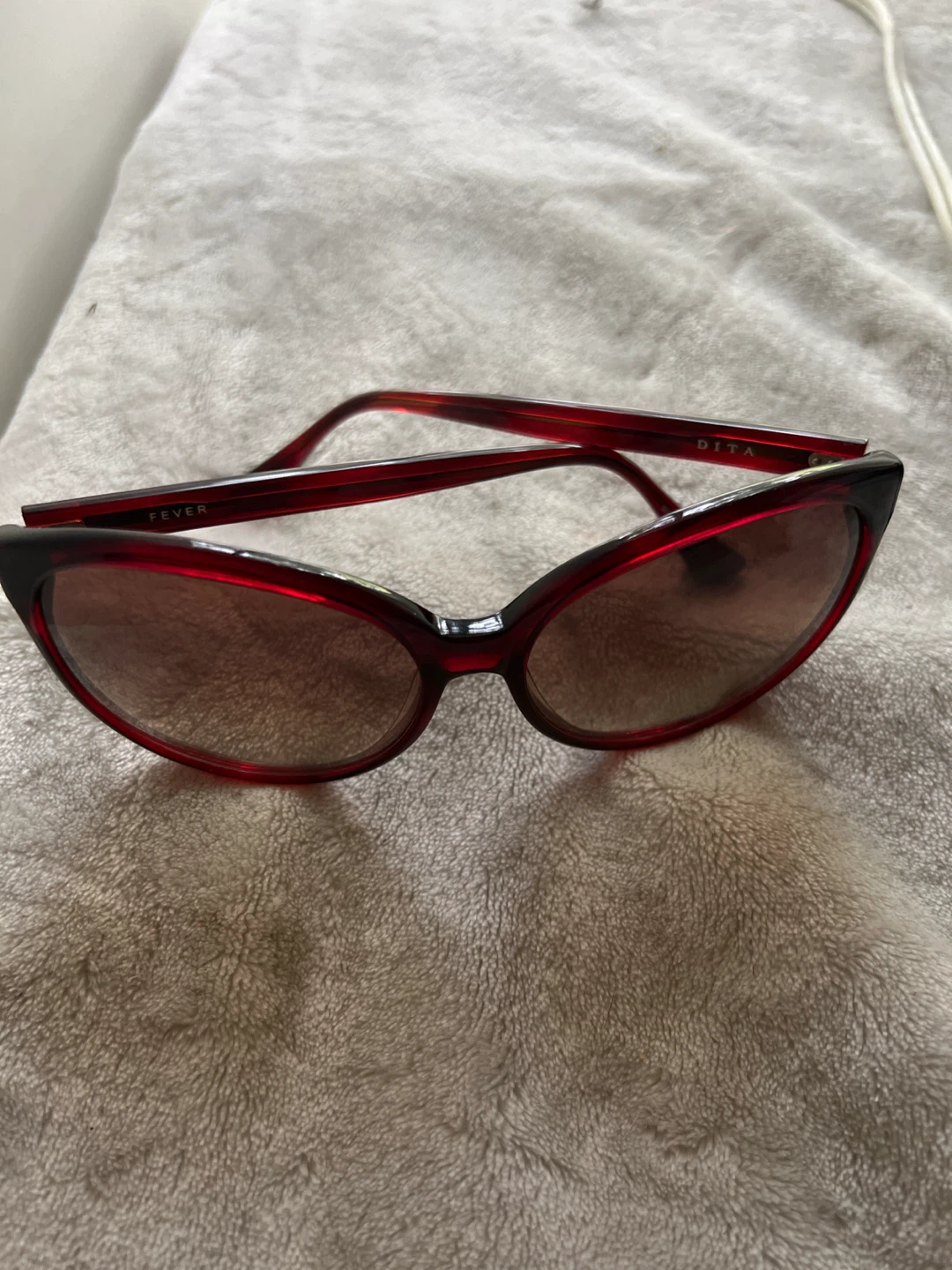 DITA FEVER Sunglasses - Red Cat-Eye - photo 3
