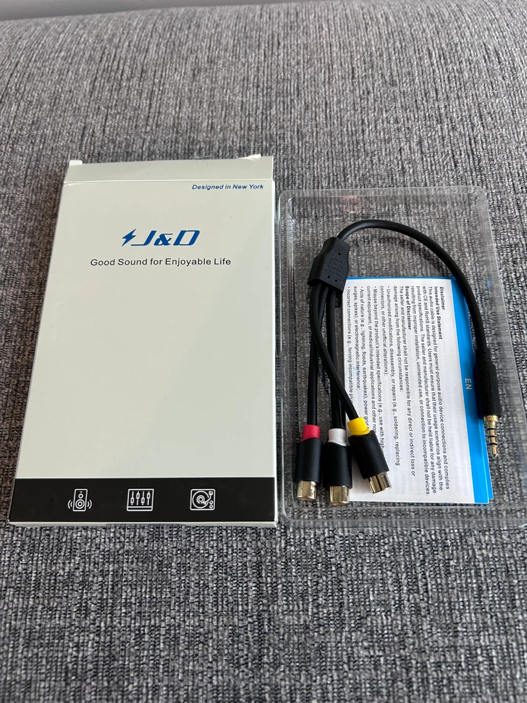 J&D 3.5mm to 3 RCA AV Cable 20cm