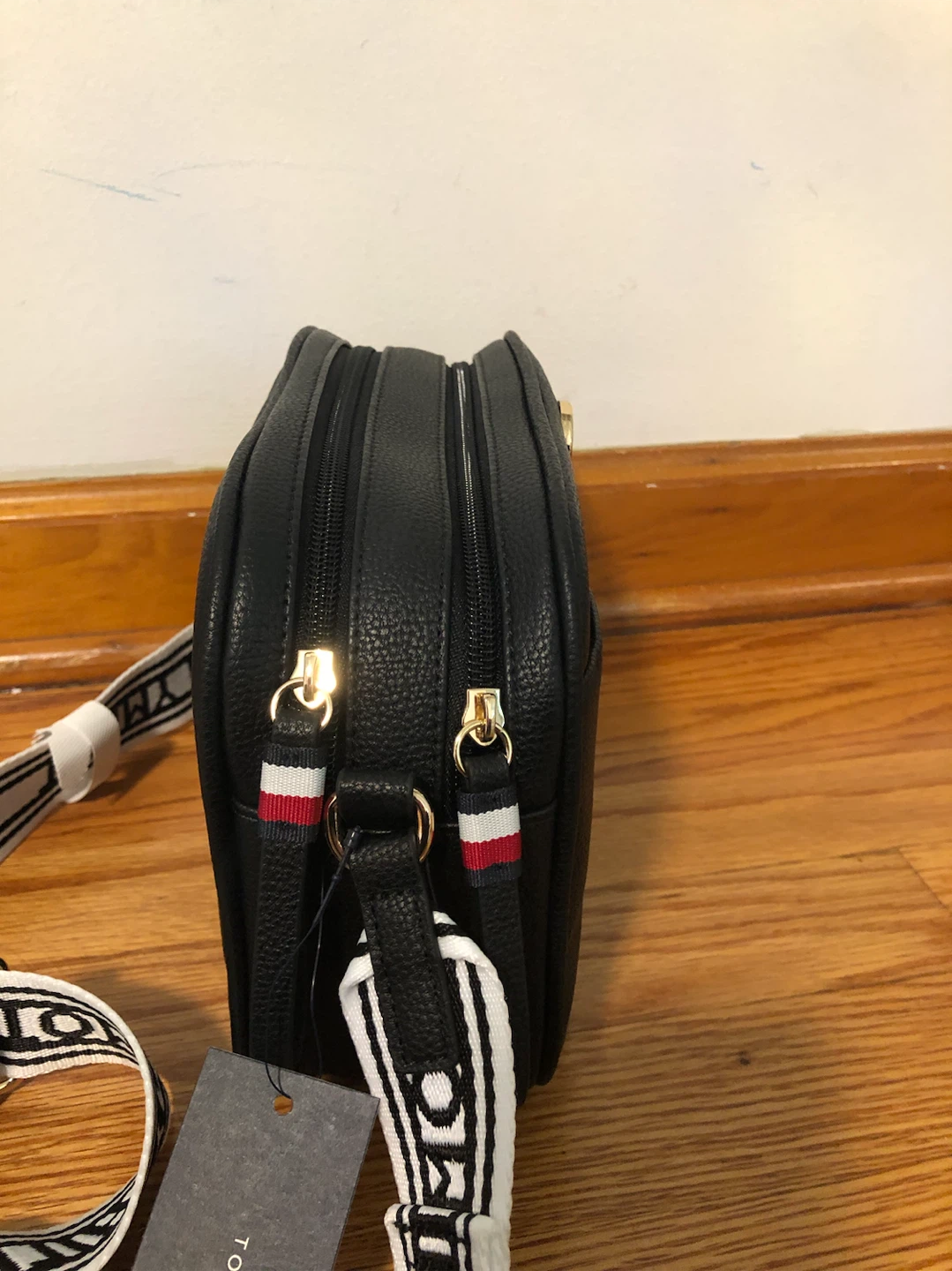 Tommy Hilfiger Black Camera Bag - photo 3
