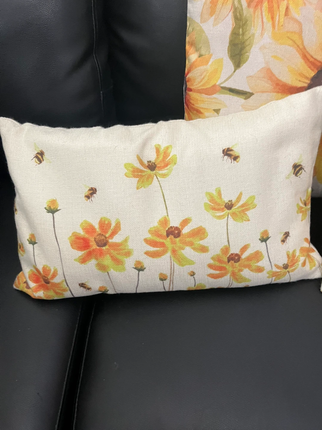Set of 3 Decorative Sunflower and Bee Throw Pillows - photo 2