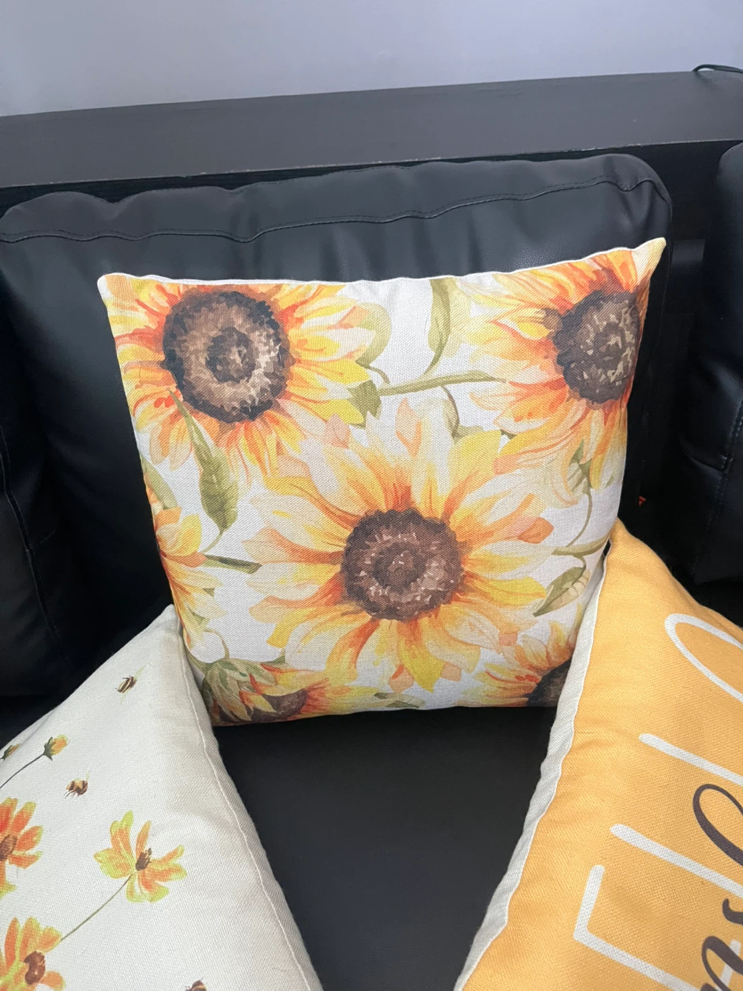 Set of 3 Decorative Sunflower and Bee Throw Pillows - photo 5
