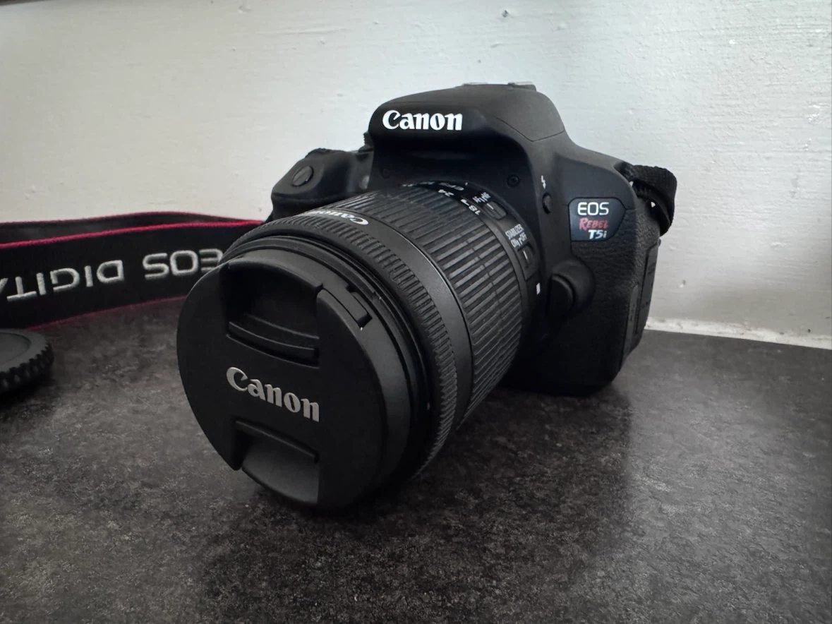 Canon EOS Rebel T5i DSLR Camera with Lens and Lowepro Bag - photo 2