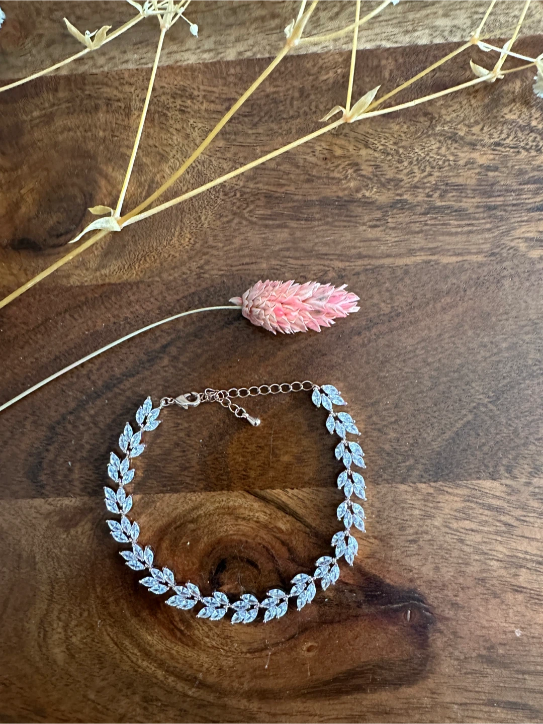 Stunning Bracelet - New - Donlands/Mortimer